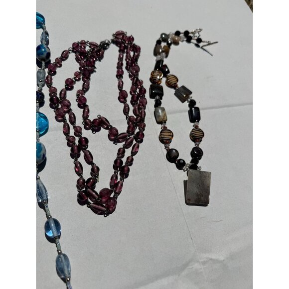 Vintage Glass Jewelry Lot - Pendants and Necklaces - 12 Pieces - Picture 6 of 7